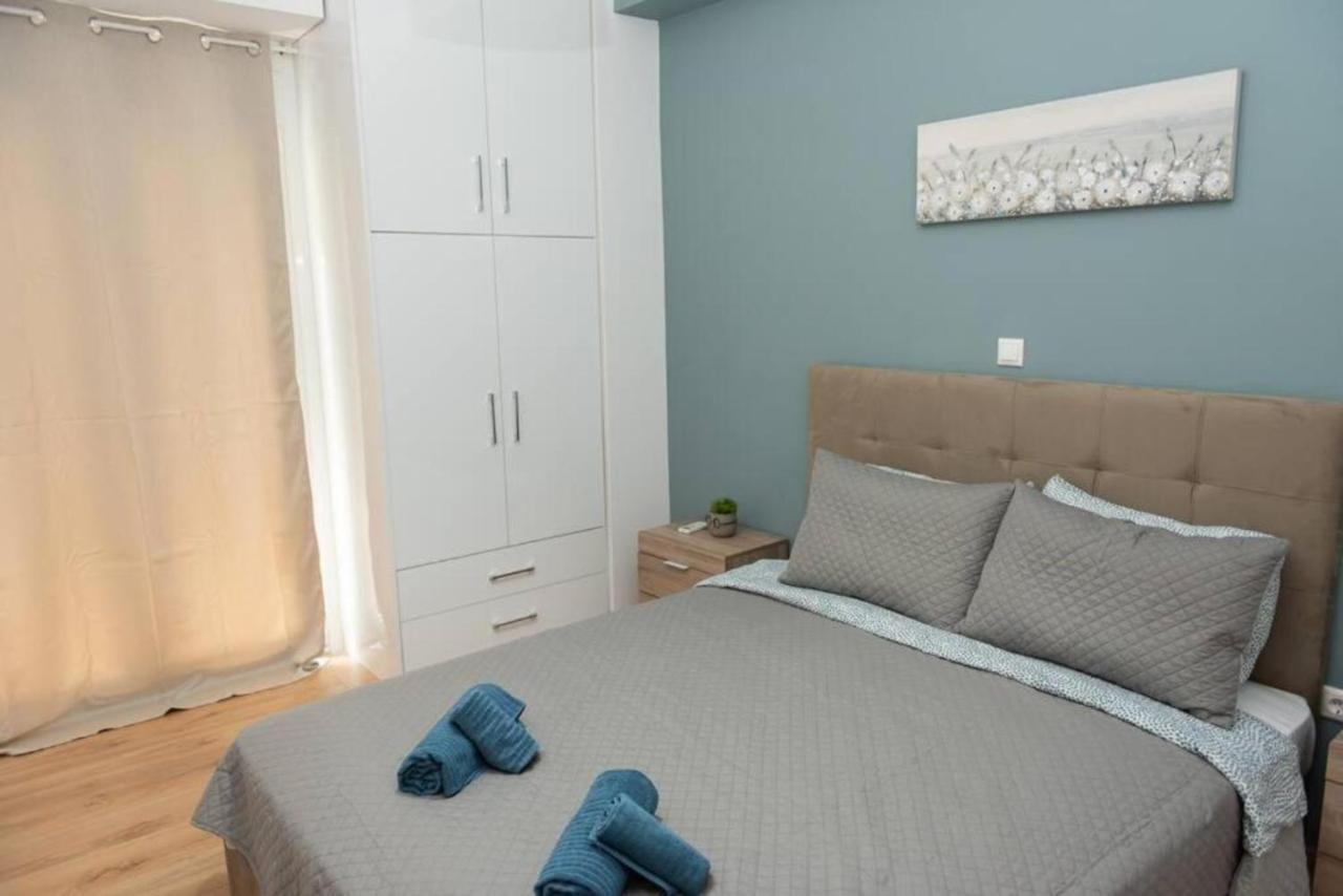 Renovated Spacious Flat 7Min To Subway Station- Athens Exterior photo